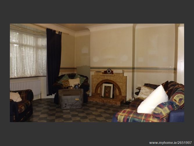 38 St. Agnes Park, Crumlin, Dublin 12 RE/MAX Property Associates